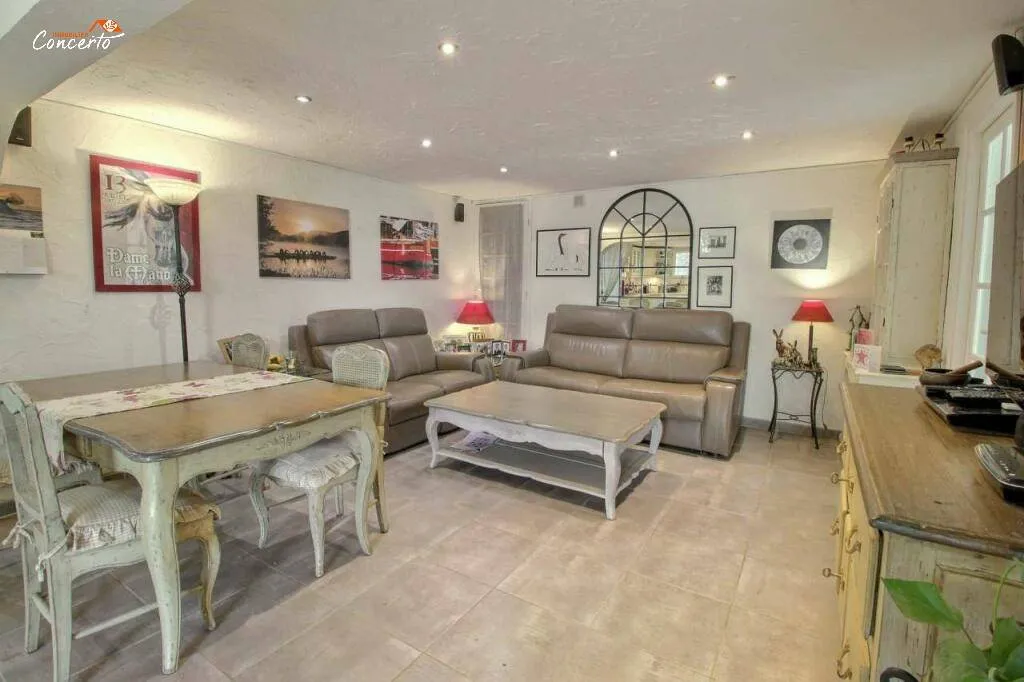 propriété 9 pièces à Montauroux (83440) — photo 5