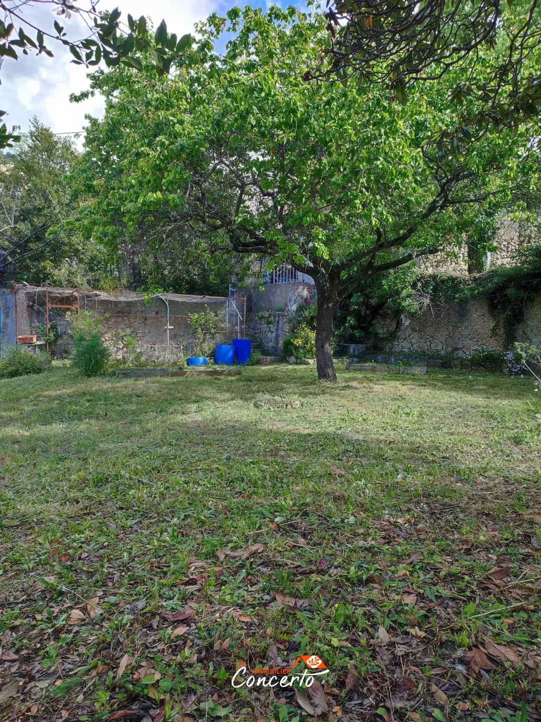 terrain constructible à Callas (83830) — photo 4