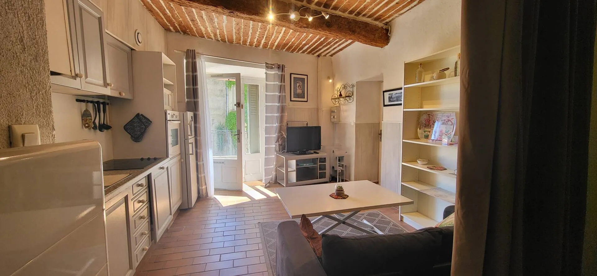 studio à Callas (83830) — photo 4