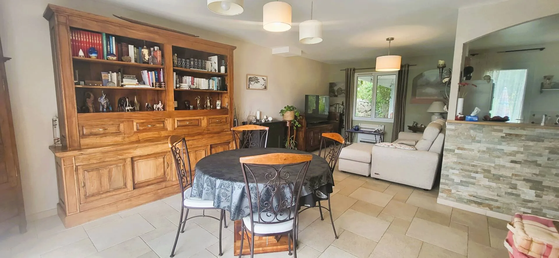 maison 6 pièces à Callas (83830) — photo 3