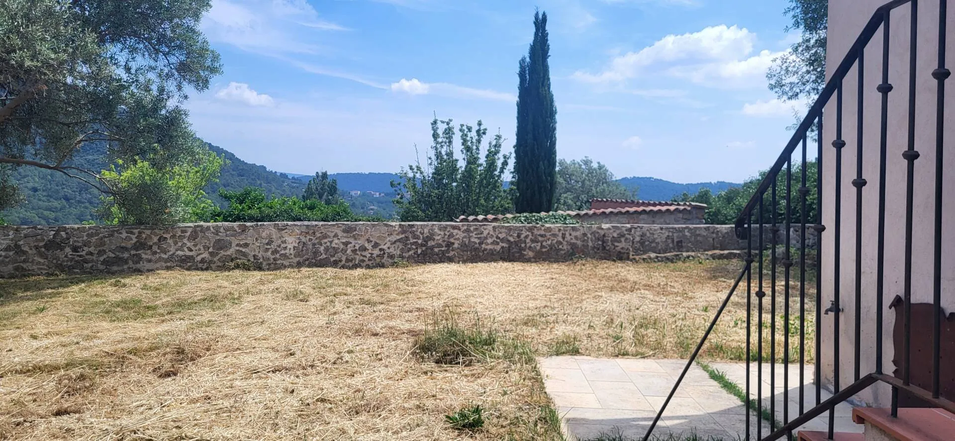 maison 2 pièces à Bargemon (83830) — photo 2