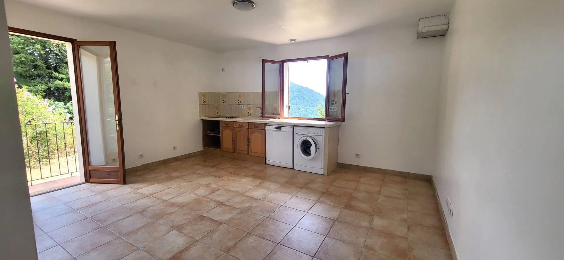 maison 2 pièces à Bargemon (83830) — photo 3