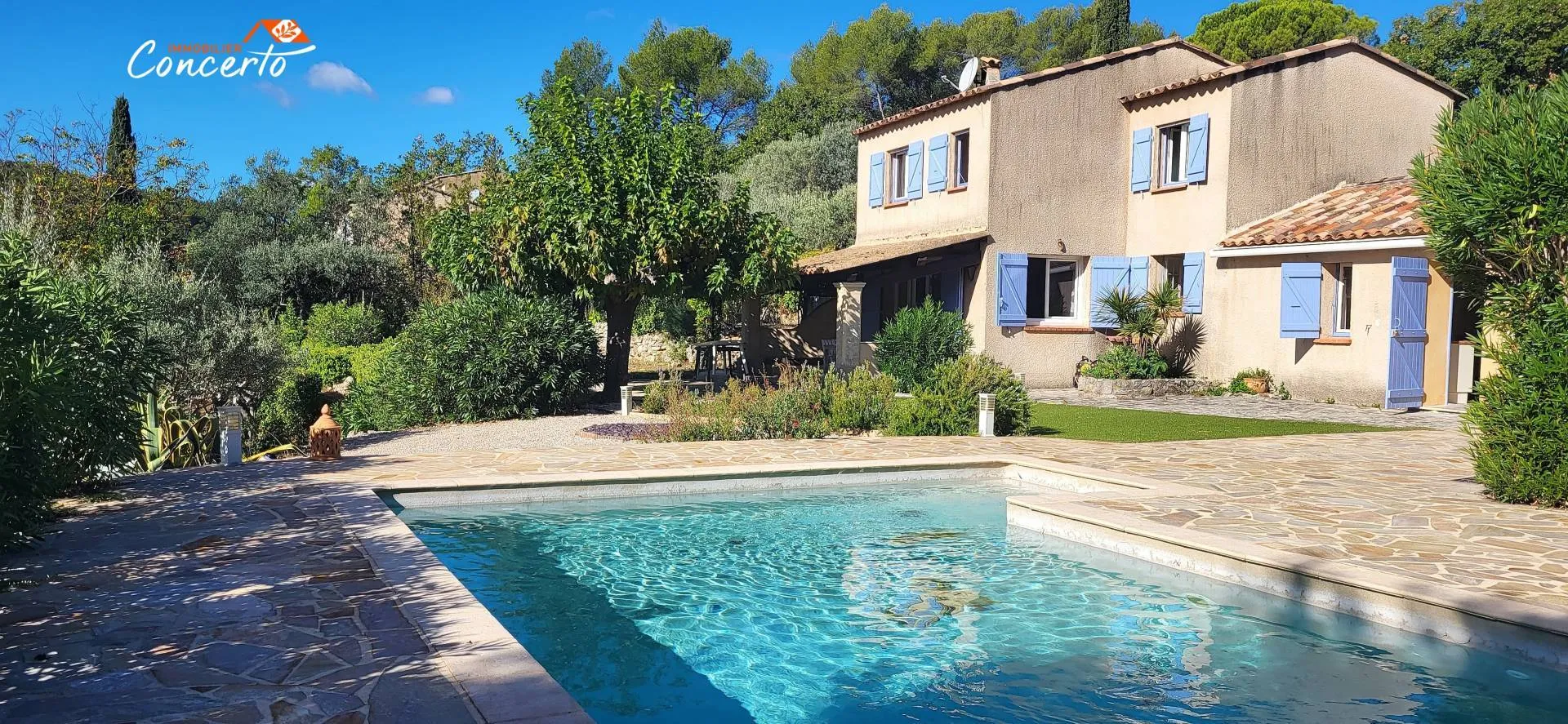 villa 6 pièces à Callas (83830) — photo 2