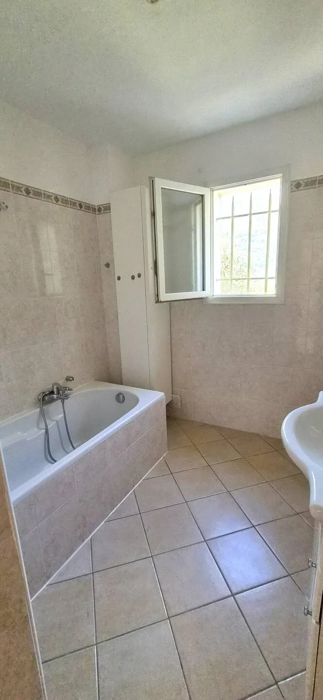 maison 4 pièces à Bargemon (83830) — photo 3