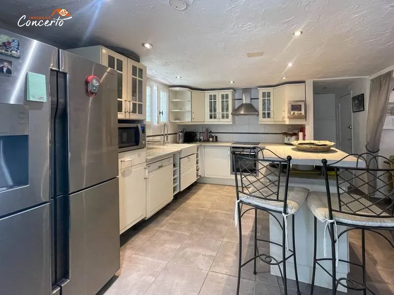 propriété 9 pièces à Montauroux (83440) — photo 4