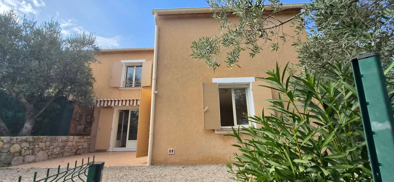 Location villa T4 Bargemon avec Garage et Jardinet